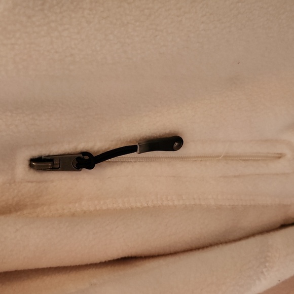 Nwt! Fuda fluffy jacket reversible zip up - Picture 6 of 13